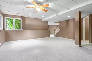 38W590 Barb Hill Dr, Saint Charles, IL 60175 - Photo 34