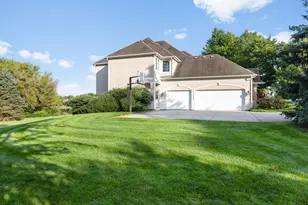 38W590 Barb Hill Dr, Saint Charles, IL 60175 - Photo 46