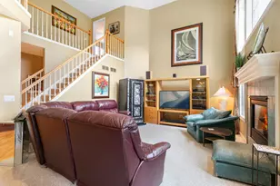 38W590 Barb Hill Dr, Saint Charles, IL 60175 - Photo 18