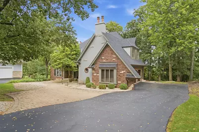 2015 N Northumberland Pass, Palatine, IL 60074 - Photo 2