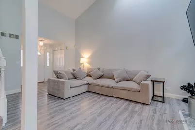 39905 N Golf Lane, Antioch, IL 60002 - Photo 8