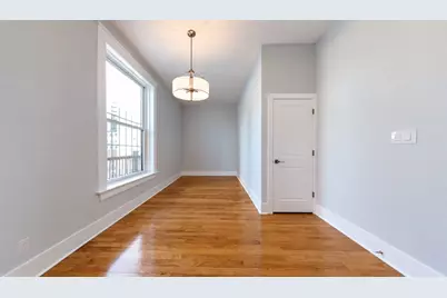 10 W Chestnut Street #4, Chicago, IL 60610 - Photo 12