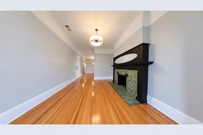 10 W Chestnut Street #4, Chicago, IL 60610 - Photo 6