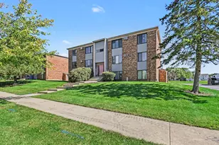280 Canterbury Ln, Bolingbrook, IL 60440 - Photo 1