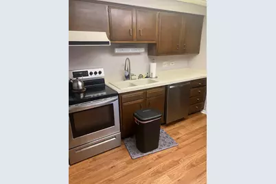900 W Sunset Drive #502, Glenwood, IL 60425 - Photo 8