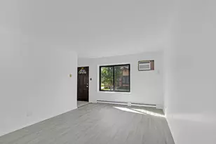 1S175 Winthrop Ln, Villa Park, IL 60181 - Photo 2