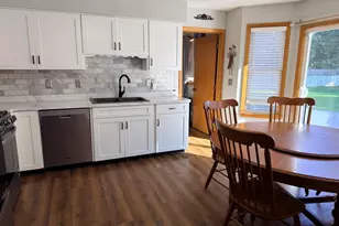 4833 Zenith Pkwy, Machesney Park, IL 61115 - Photo 10