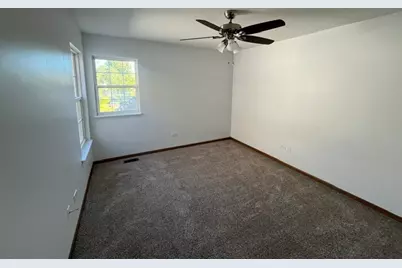 1908 Grove Avenue, Schaumburg, IL 60193 - Photo 14