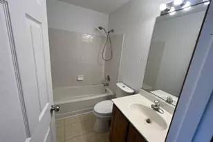 1908 Grove Ave, Schaumburg, IL 60193 - Photo 8