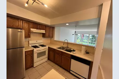 1908 Grove Avenue, Schaumburg, IL 60193 - Photo 4