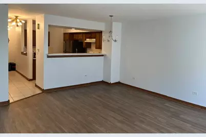 1908 Grove Avenue, Schaumburg, IL 60193 - Photo 6
