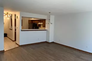 1908 Grove Ave, Schaumburg, IL 60193 - Photo 6
