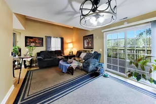 1454 Laurel Oak Dr, Streamwood, IL 60107 - Photo 4