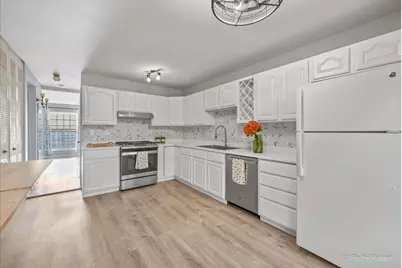 44 Silver Tree Circle, Cary, IL 60013 - Photo 8