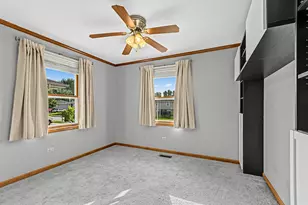 2817 Wake Island Dr, Joliet, IL 60435 - Photo 10