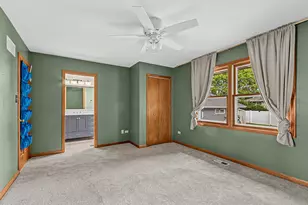 2817 Wake Island Dr, Joliet, IL 60435 - Photo 8