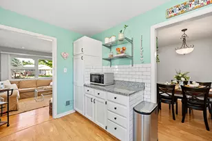 444 N Ridgeland Ave, Elmhurst, IL 60126 - Photo 8