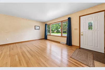 129 Oakview Drive, New Lenox, IL 60451 - Photo 4