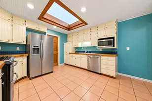 129 Oakview Dr, New Lenox, IL 60451 - Photo 6