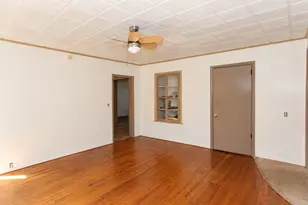737 E Grant Hwy, Marengo, IL 60152 - Photo 4