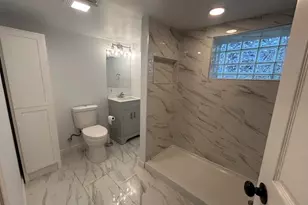 7659 S Bennett Ave, Chicago, IL 60649 - Photo 20