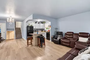 6909 S Ada St, Chicago, IL 60636 - Photo 2