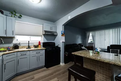 6909 S Ada Street, Chicago, IL 60636 - Photo 6