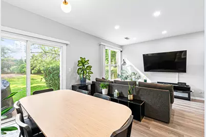 991 Sheridan Circle, Naperville, IL 60563 - Photo 8