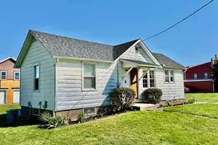 114 Main St, Atkinson, IL 61235 - Photo 16