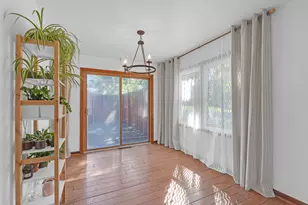 4 Tamarack Ave, Naperville, IL 60540 - Photo 10