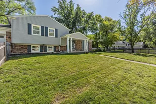 4 Tamarack Ave, Naperville, IL 60540 - Photo 4