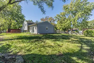 4 Tamarack Ave, Naperville, IL 60540 - Photo 26