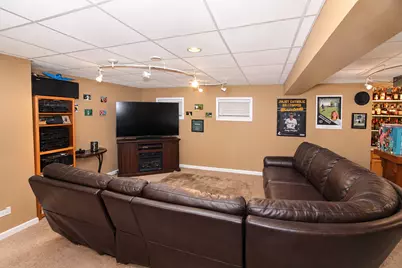 2607 Bayberry Court, Joliet, IL 60435 - Photo 20