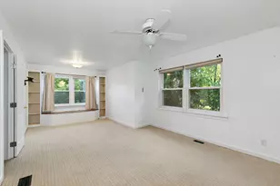 39W255 Fabyan Pkwy, Geneva, IL 60134 - Photo 12