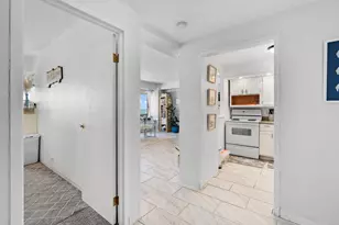 7337 S South Shore Dr, Chicago, IL 60649 - Photo 6