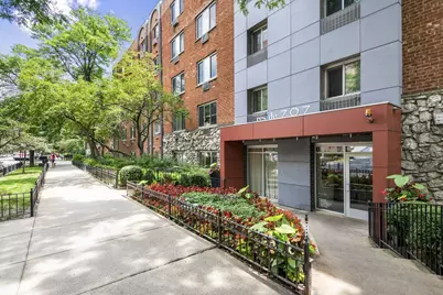 707 W Sheridan Road #403, Chicago, IL 60613 - Photo 1