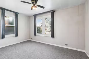 9342 S 81st Ct, Hickory Hills, IL 60457 - Photo 12