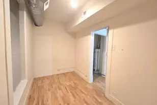 1736 W Beach Ave, Chicago, IL 60622 - Photo 4