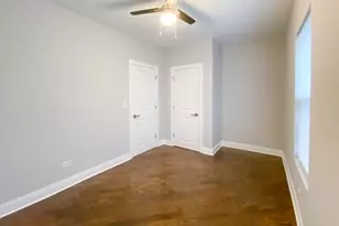 1529 W Victoria St, Chicago, IL 60660 - Photo 10