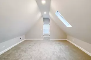 1529 W Victoria St, Chicago, IL 60660 - Photo 16