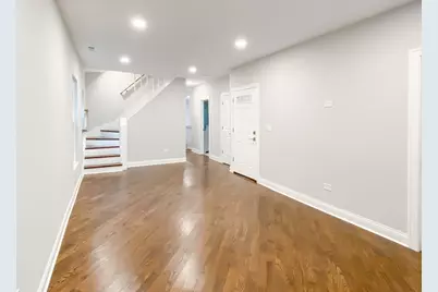 1529 W Victoria Street #2, Chicago, IL 60660 - Photo 4