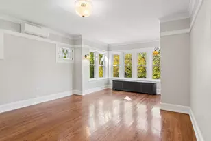2653 W Winnemac Ave, Chicago, IL 60625 - Photo 2