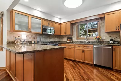 2794 Whispering Oaks Drive, Buffalo Grove, IL 60089 - Photo 12