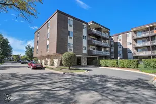1311 S Finley Rd, Lombard, IL 60148 - Photo 1