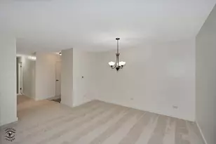 1311 S Finley Rd, Lombard, IL 60148 - Photo 6