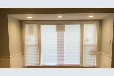 12321 S Green Street, Calumet Park, IL 60827 - Photo 2