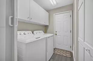 9 Meadow Trail W, Dekalb, IL 60115 - Photo 24