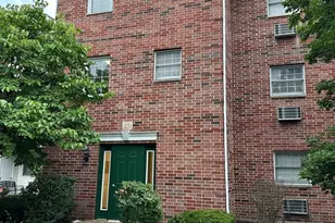 551 Leah Ln, Woodstock, IL 60098 - Photo 2