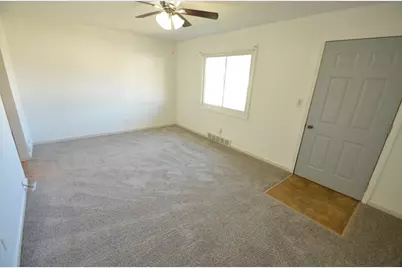 1519 21st Avenue, Rockford, IL 61104 - Photo 10