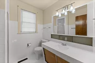 17951 Commercial Ave, Lansing, IL 60438 - Photo 6